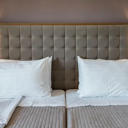 Hotel Filoxenos 3*